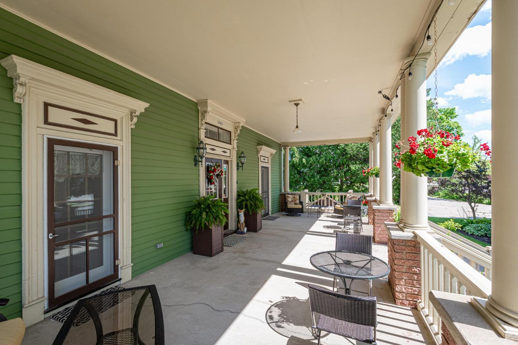 The Foxglove Inn สเตอร์เจียนเบย์ ภายนอก รูปภาพ