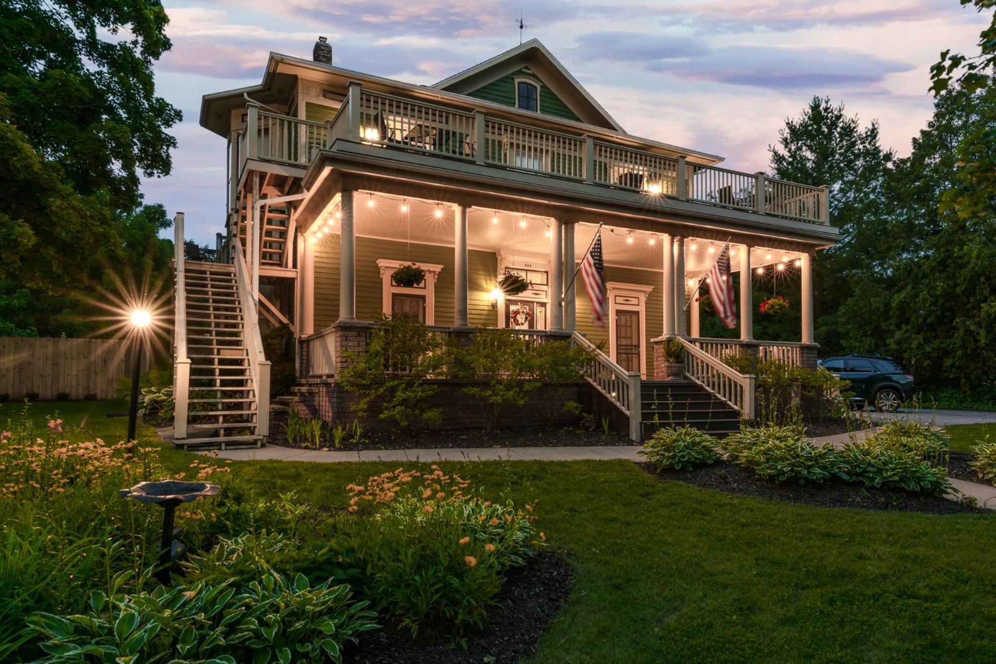 The Foxglove Inn สเตอร์เจียนเบย์ ภายนอก รูปภาพ