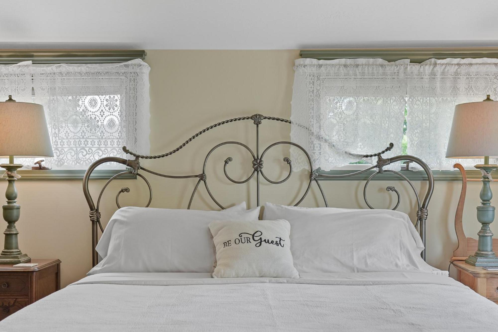The Foxglove Inn สเตอร์เจียนเบย์ ภายนอก รูปภาพ
